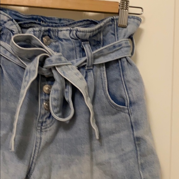 Comfy Jean shorts stretchy material - Picture 3 of 3